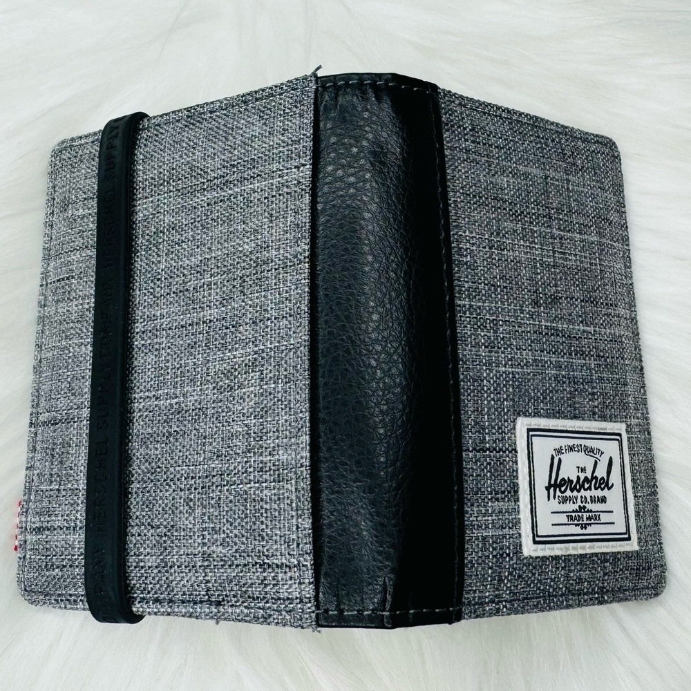 Herschel Supply Co. Gordon Wallet - Picture 6 of 12
